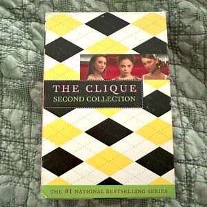 EUC The Clique Second Collection Boxed Set 3 Books